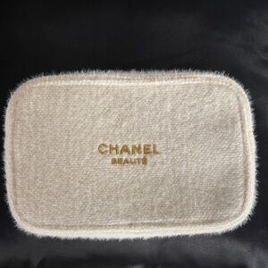Chanel Beauté Cream Pouch with Gold Accents